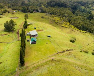 Privacy, acreage, self sufficient living.  Lucky you live Hawaii!!