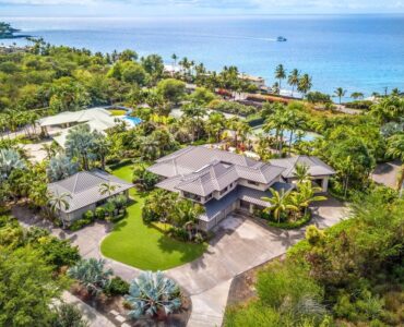 Aerial - Spectacular Alii Drive Estate Home.